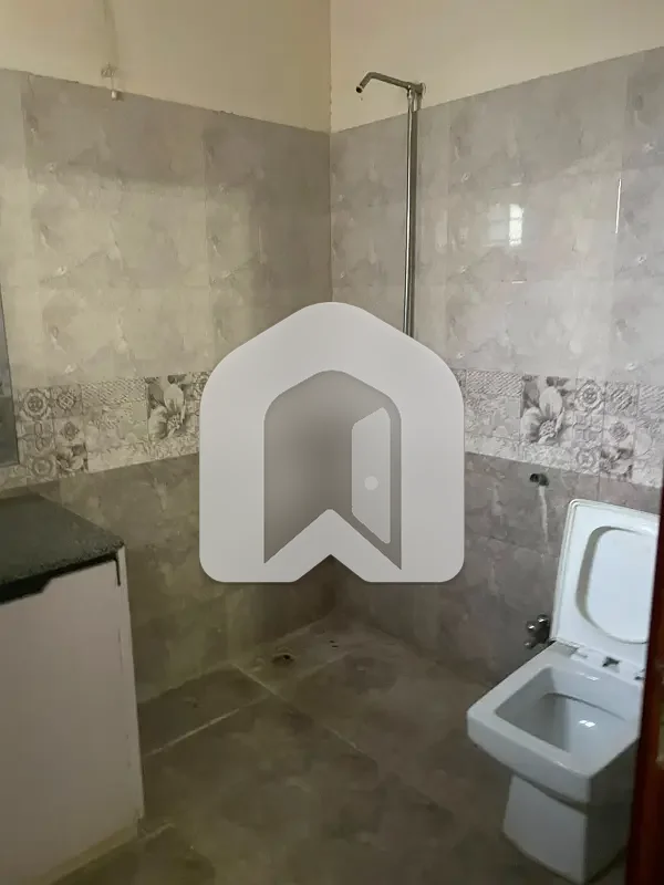 1 Kanal Upper Portion For Rent | DHA Phase 5 | Prime Location | Spacious & Well-Maintained, photo 9