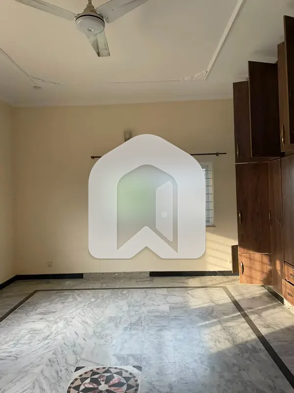 1 Kanal Upper Portion For Rent | DHA Phase 5 | Prime Location | Spacious & Well-Maintained, photo 10