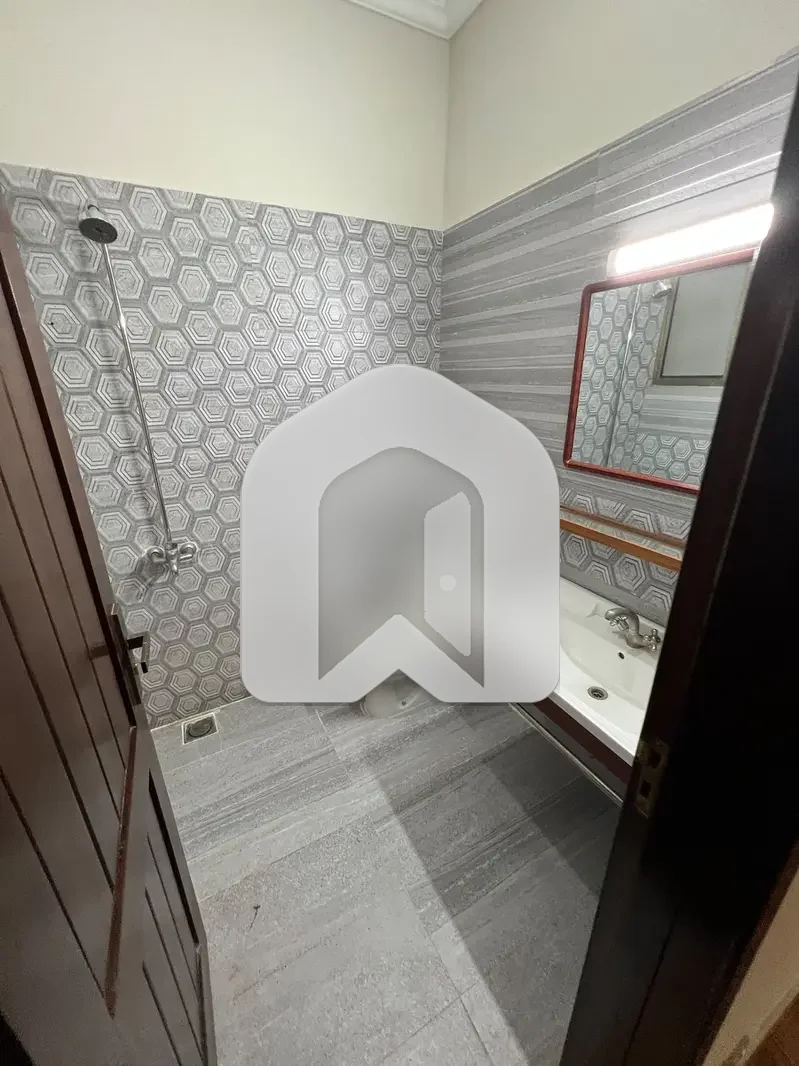 Upper Portion For Rent, photo 7
