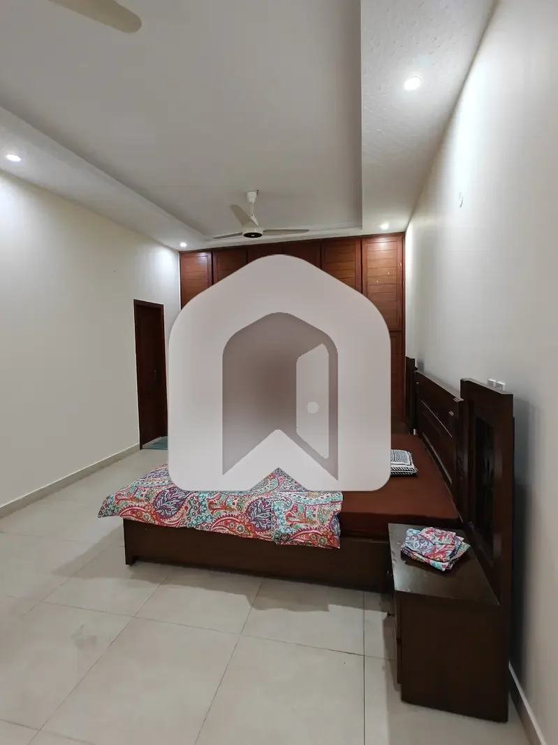 Beautiful Fully Furnished 3 Bedroom Upper Portion For Rent, photo 7