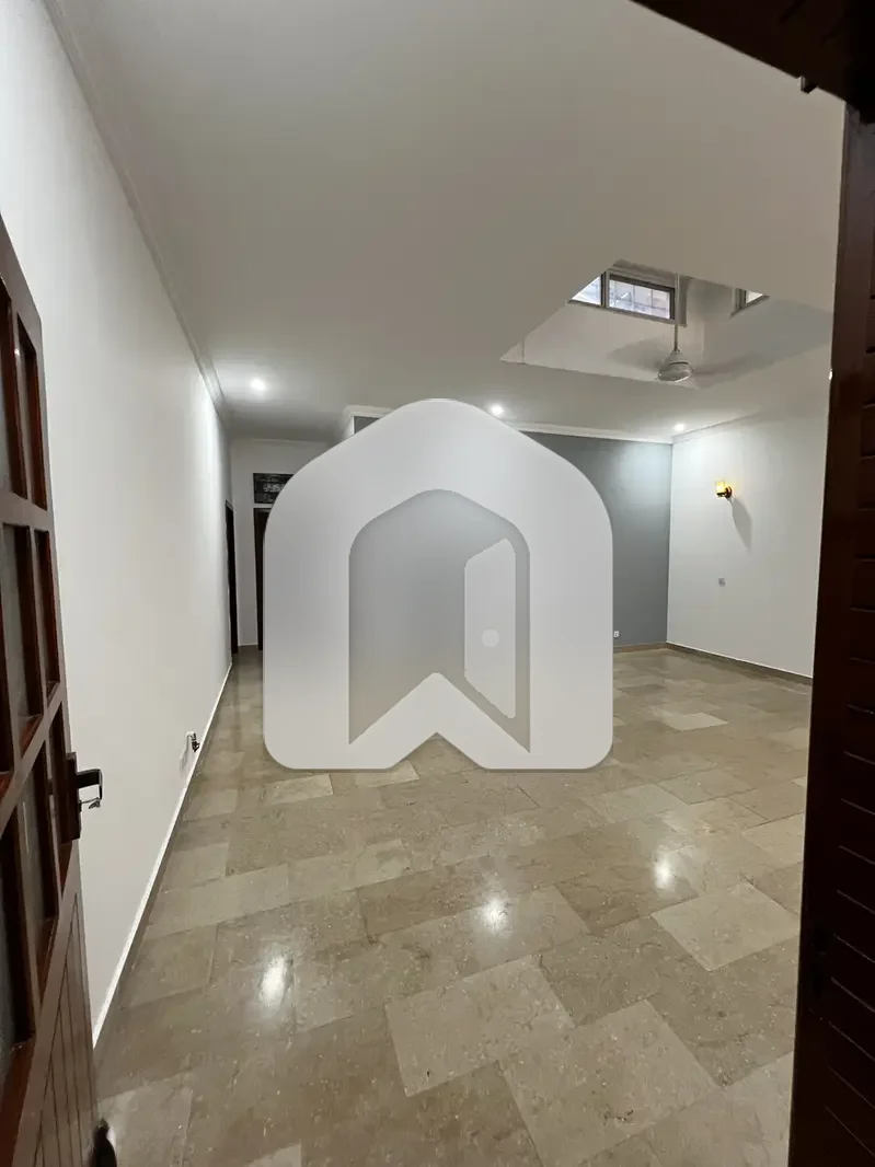 Beautiful 14 Marla Upper Portion For Rent, photo 6