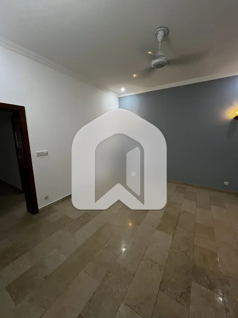 Beautiful 14 Marla Upper Portion For Rent, photo 9