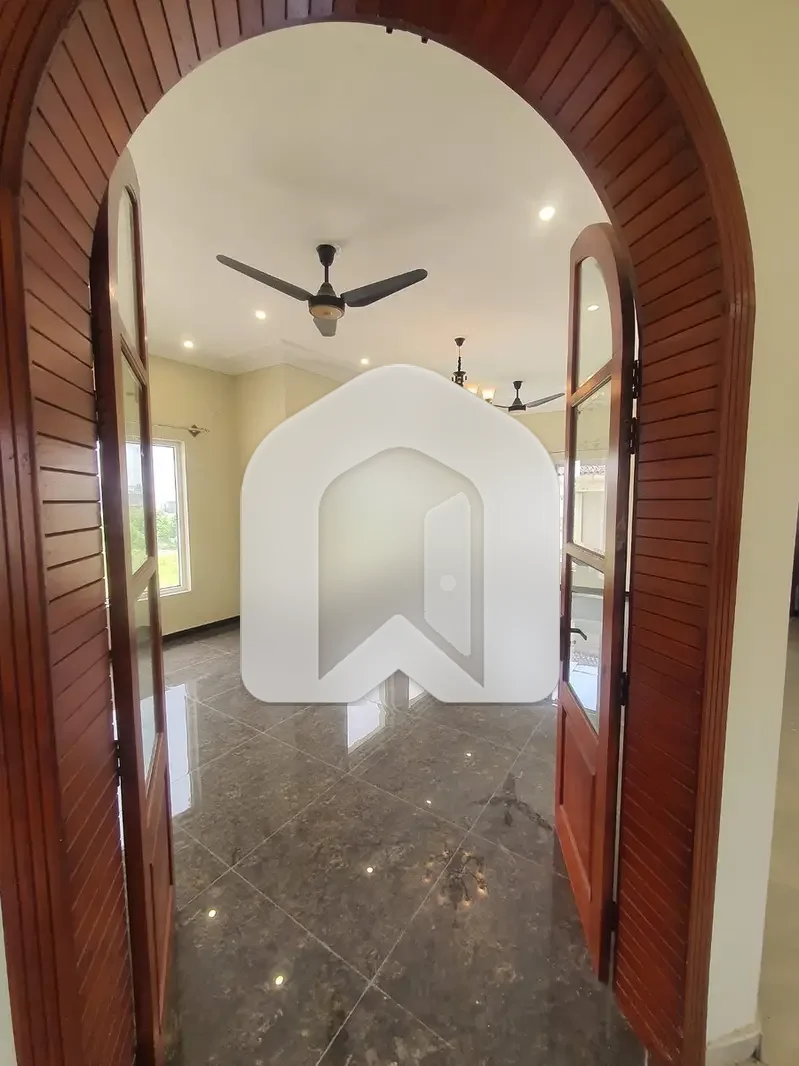 Beautiful Upper Portion For Rent, photo 7