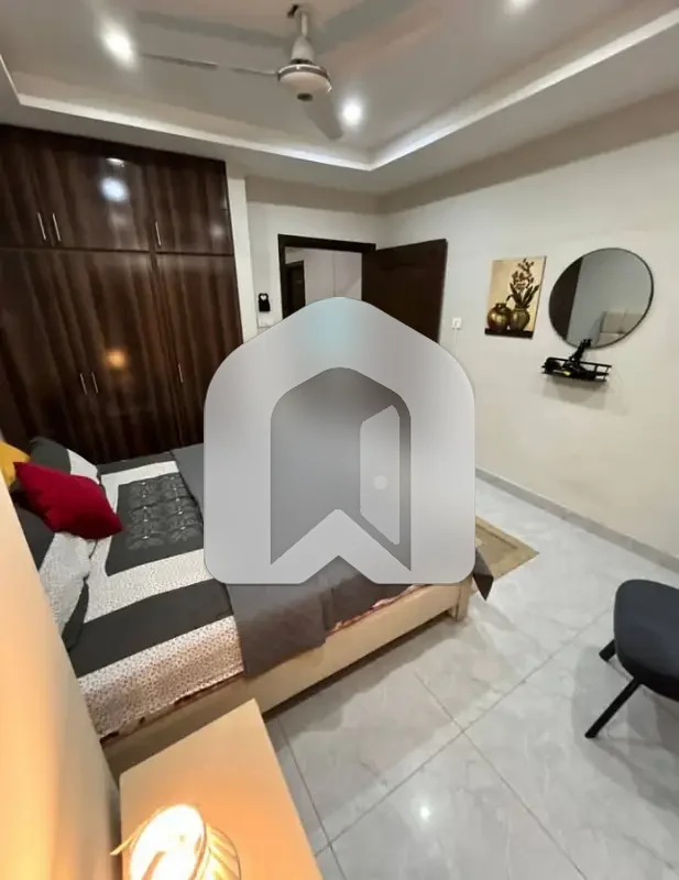 LUXURY OUTSTANDING FURNISHED FLAT AVAILABLE FOR DAILY & MONTHLY RENT, photo 2