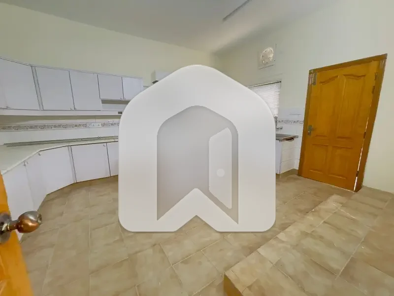 F11 4 Bedroom 4 Bath Apartment Karakuram Enclave, photo 10