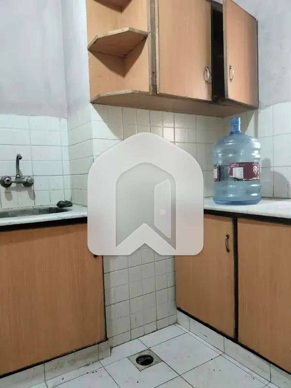 Semi furnished 1 bedroom apartment available for rent in E-11/2, photo 7