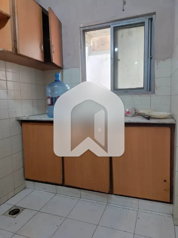 Semi furnished 1 bedroom apartment available for rent in E-11/2, photo 6