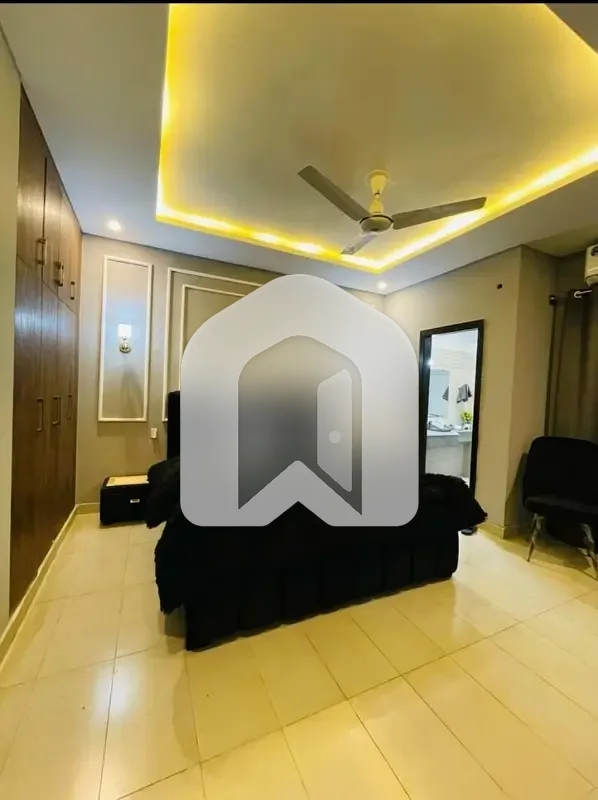 F-11 Beautiful Luxury Fully Furnished 2 Bed 3 Bath, photo 12