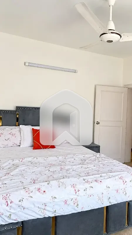 F-10 Fully Furnished Apartment For Rent, photo 9