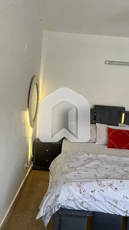 F-10 Fully Furnished Apartment For Rent, photo 12