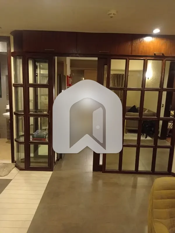 Spacious 3 BR, 2100 Sq Ft Apartment With Full Terrace - Rent Includes Maintenance, photo 9