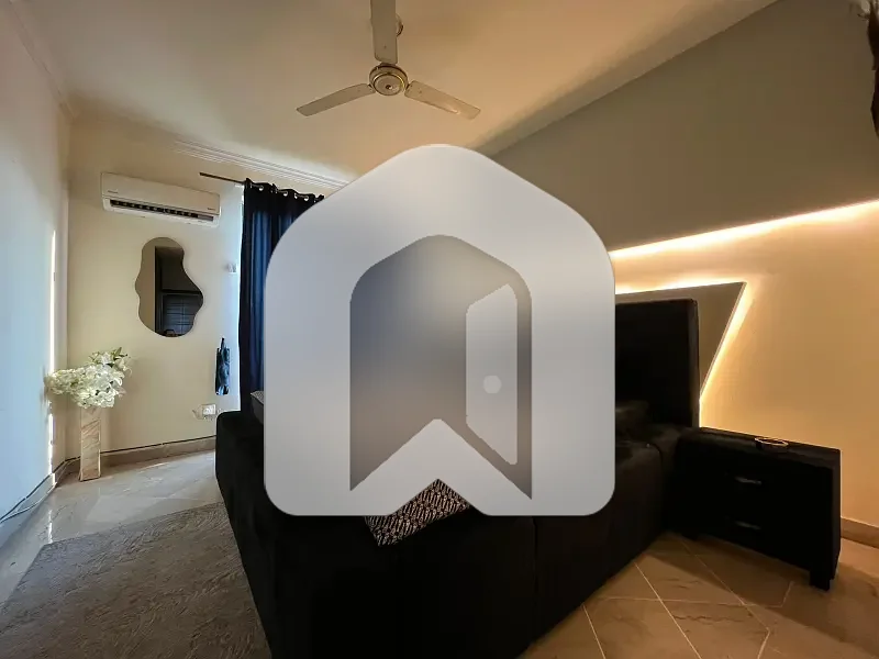 F-11 Elegant Furnished 2 Bedrooms Apartment Available For Rent, photo 6