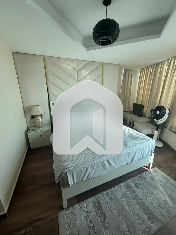 Centaurus Decent 2 Bedroom Fully Furnished Apartment In F-8 With Servant Room 2200 Square Feet, photo 3