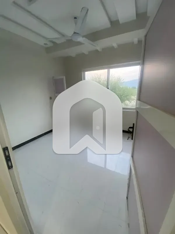 Apartment For Rent D-12 Markaz Islamabad 2bed With Washroom Tvl Kitchen Apartment For Rent D-12 Markaz Islamabad 2bed With Washroom Tvl Kitchen, photo 2