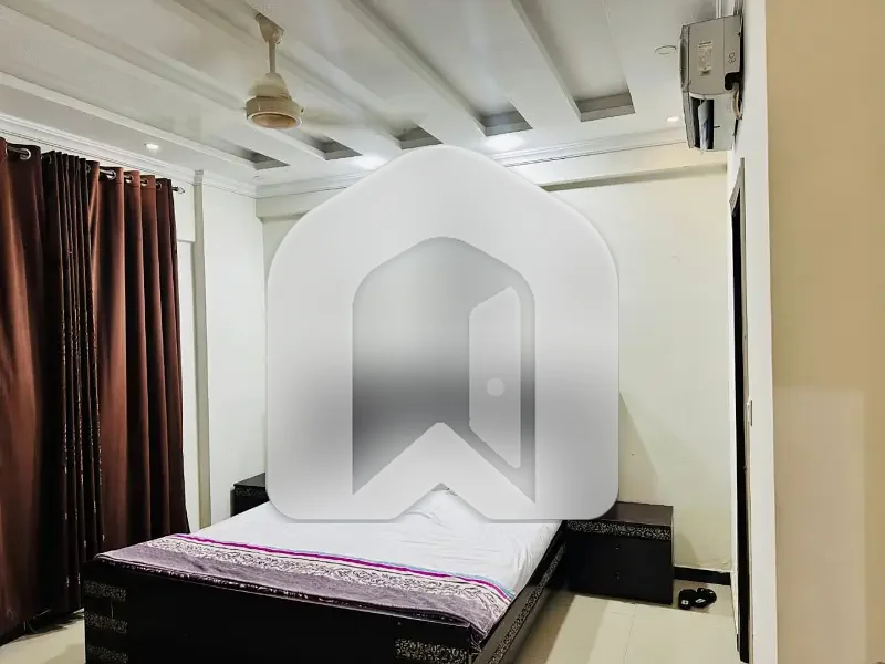 F-11 Markaz Luxury 2 Bedroom Fully Furnished Apartment Available For Rent, photo 3