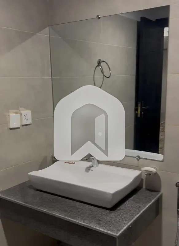 Faisal Town Block A The Gate Mall 3 Bed Furnished Apartment Available For Rent, photo 6