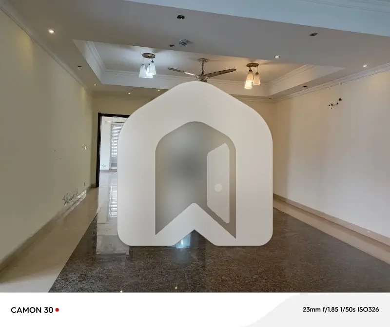 2 Bedroom Apartment Sami Furnished Dha Phase 1 Sector F Islambad, Rawalpindi, photo 3