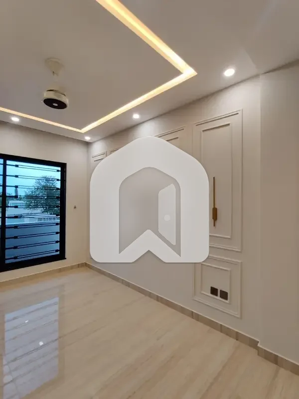 Fully Furnished Luxury Apartment Available on Rent, photo 11