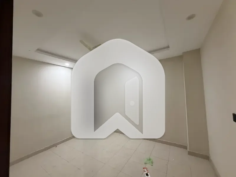 3 Bedroom. New Apartment Lift Operated Building T Chowk Islamabad. Fully Secure, photo 9