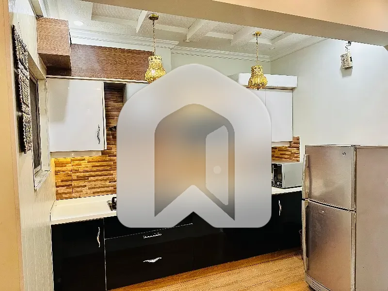 Furnished Flat For Rent Near By F-11 Markaz 2 Bed 2 Bath Tvl Kitchen, photo 7