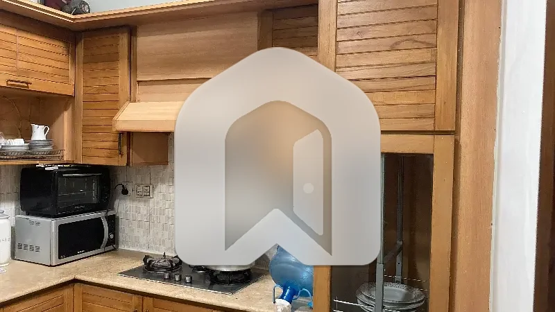 F11 Luxury Fully furnished aptment for rent 3 bedrooms attch washroom d d tv lounge kitchen, photo 7
