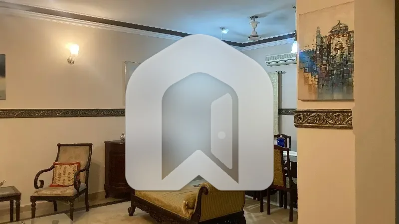 F11 Luxury Fully furnished aptment for rent 3 bedrooms attch washroom d d tv lounge kitchen, photo 21