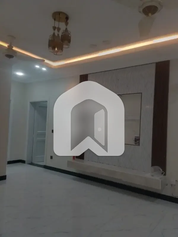 Flat For Rent E 11-2 Prime Location, photo 2