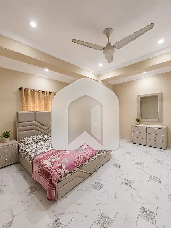 fully furnished flat for rent prime location, photo 3