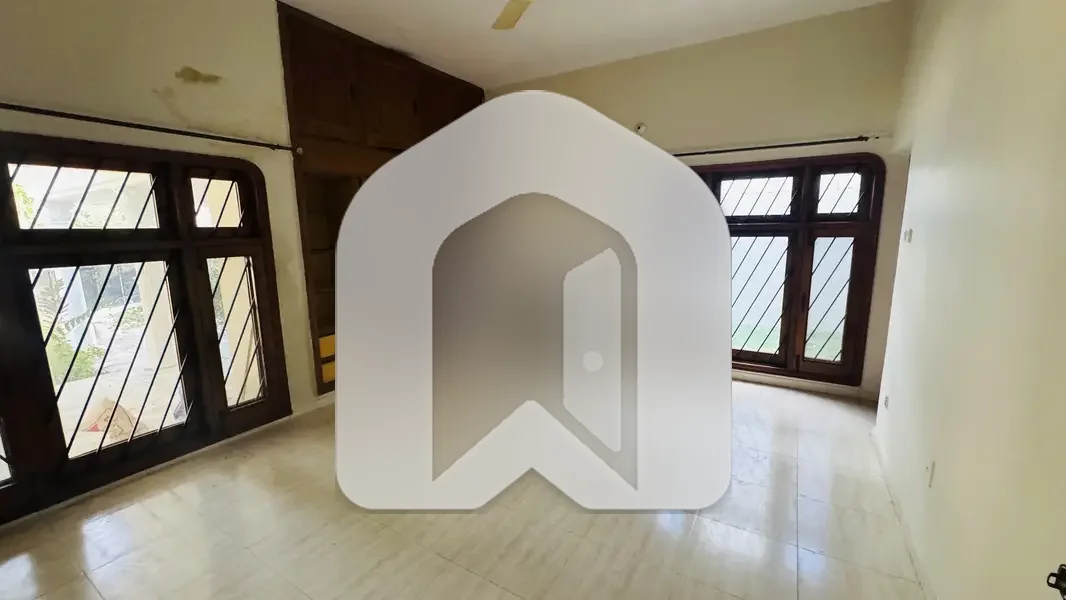 F10 4Bedroom Kanal House For Rent Reasonable Price
