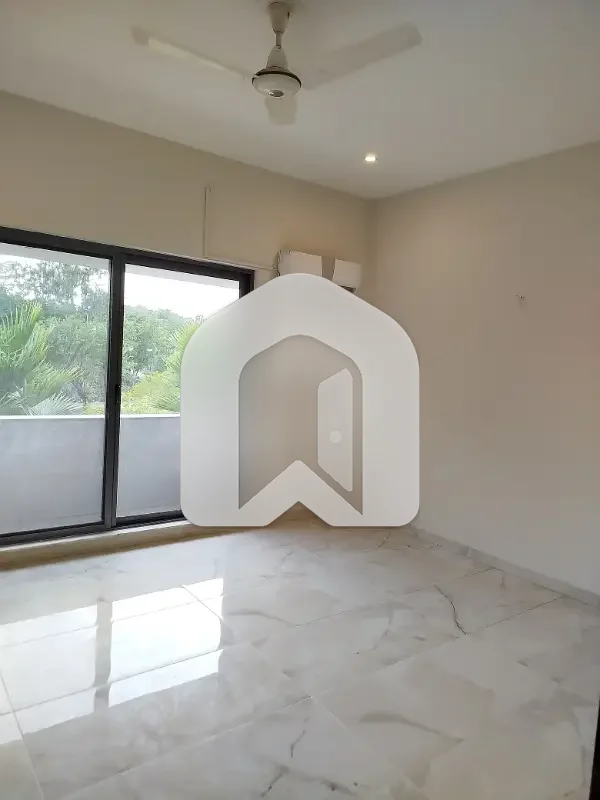 Brand New Furnished House For Rent In F-8 With Solar System, photo 16