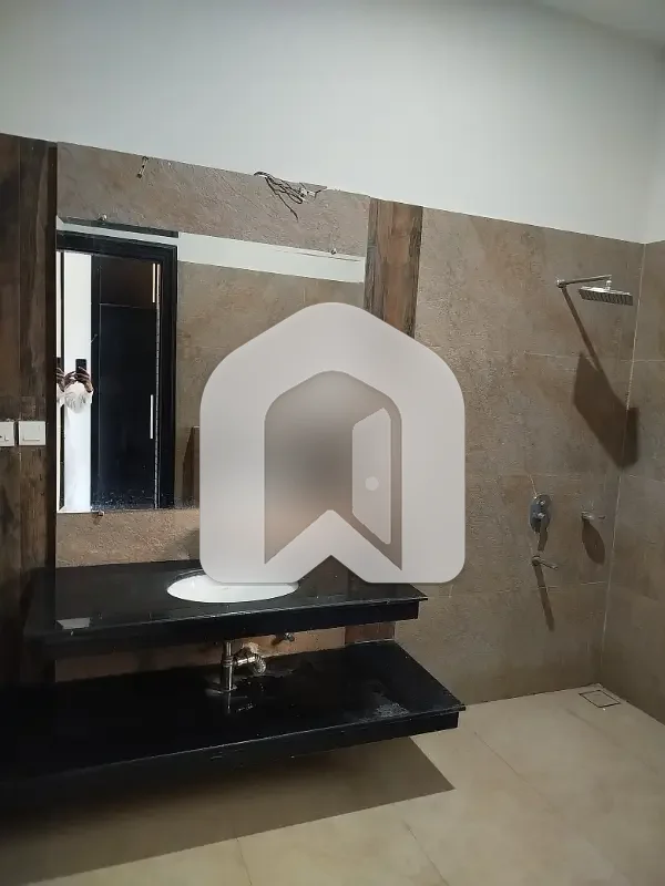 Brand New Furnished House For Rent In F-8 With Solar System, photo 20