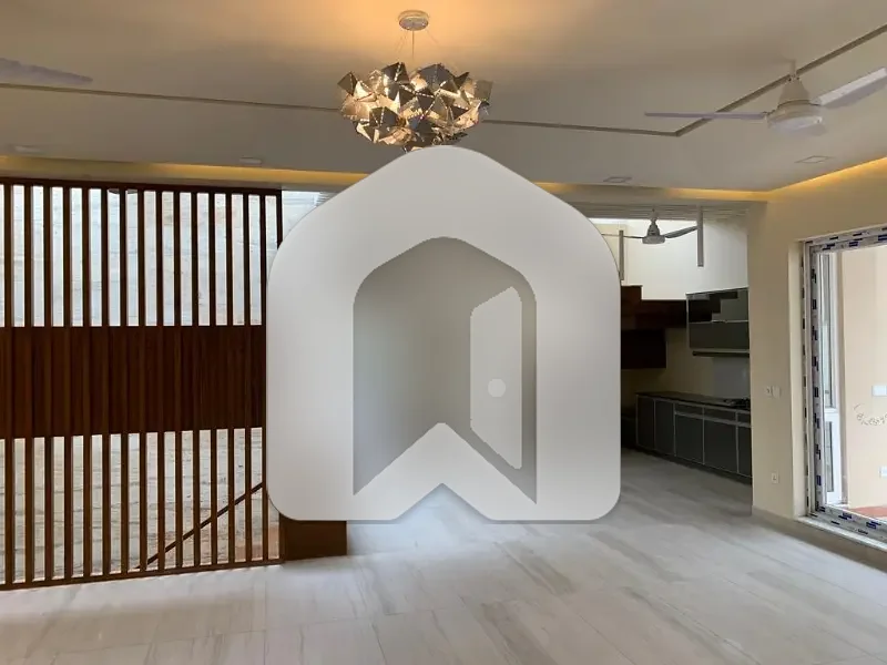Luxurious House Available For Rent In F7 On Most Prime Location With swimming pool, photo 18