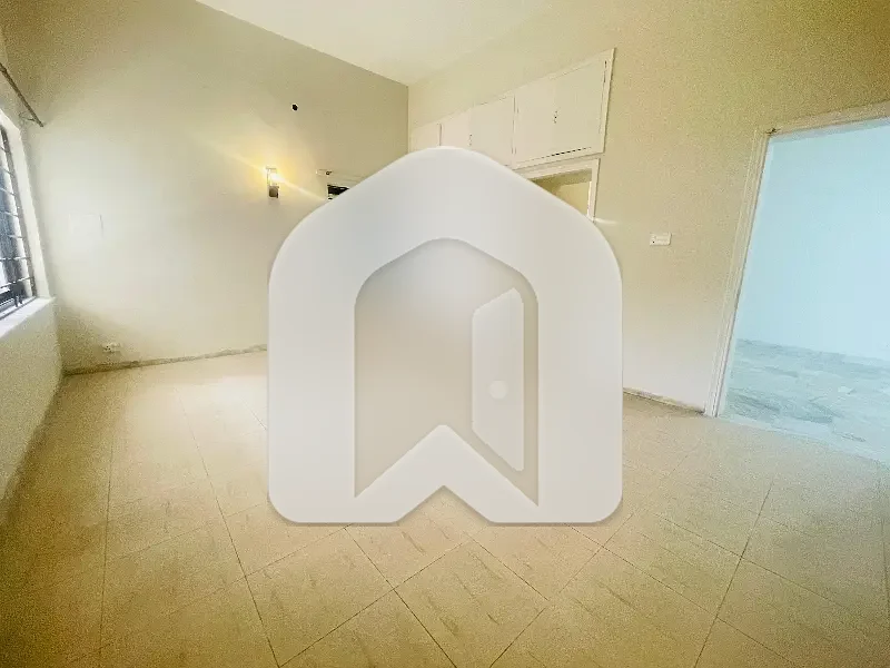 Elegant 4-Bedroom Single-Storey Residence With Expansive Garden, photo 18