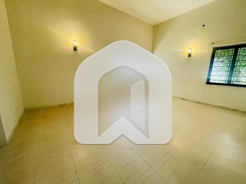 Elegant 4-Bedroom Single-Storey Residence With Expansive Garden, photo 19