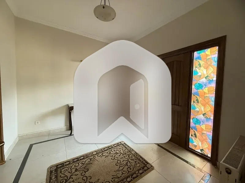 Beautiful & Spacious 3-Bedroom Independent House for Rent Prime Location, photo 5