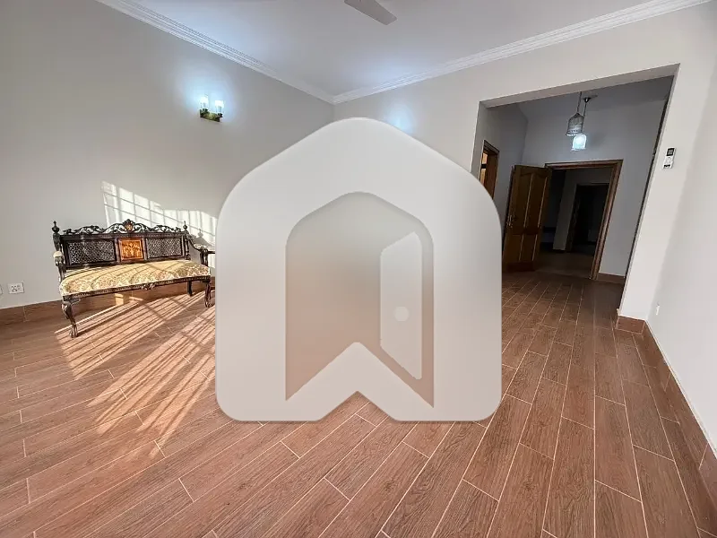Beautiful & Spacious 3-Bedroom Independent House for Rent Prime Location, photo 16
