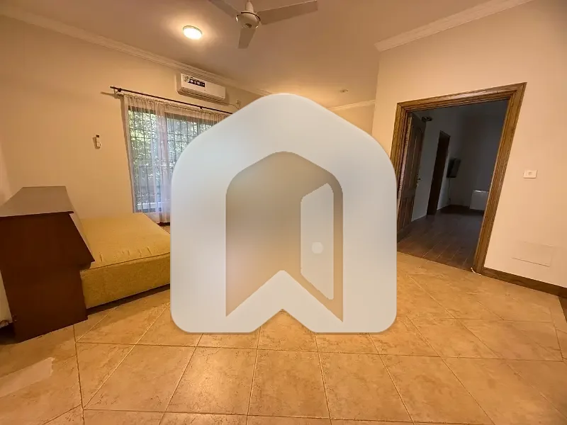 Beautiful & Spacious 3-Bedroom Independent House for Rent Prime Location, photo 8