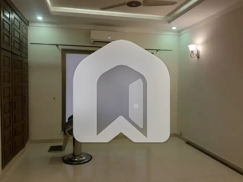 F-7 Islamabad 7 Bedrooms House Available For Rent, photo 9
