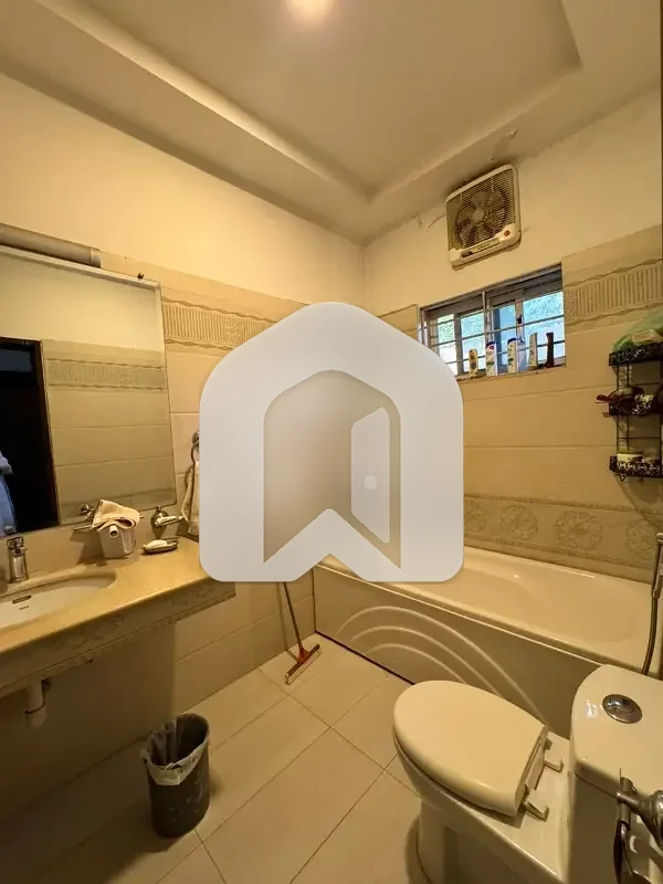 HOUSE FOR RENT SECTOR F 10 SIZE TWO KANAL GOOD LOCATION, photo 11