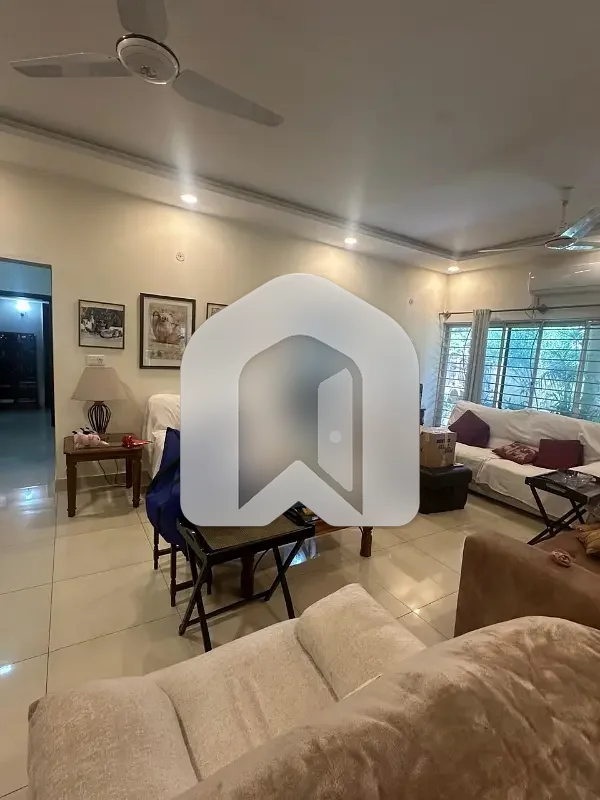 HOUSE FOR RENT SECTOR F 10 SIZE TWO KANAL GOOD LOCATION, photo 8