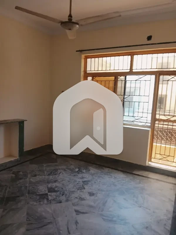 1 Kanal Full House available for rent in soan garden Block f, photo 3