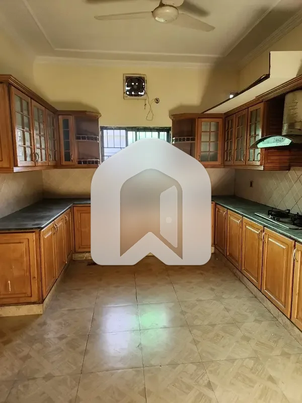 1 Kanal Full House available for rent in soan garden Block f, photo 11