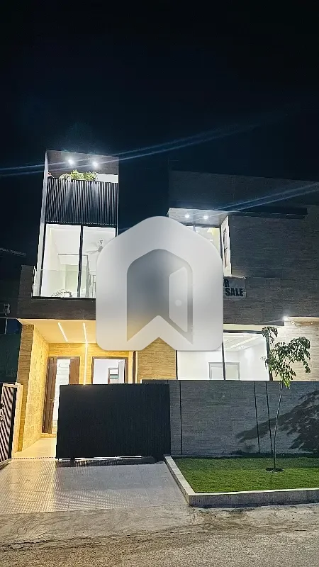 5 Marla House For Rent In B-17