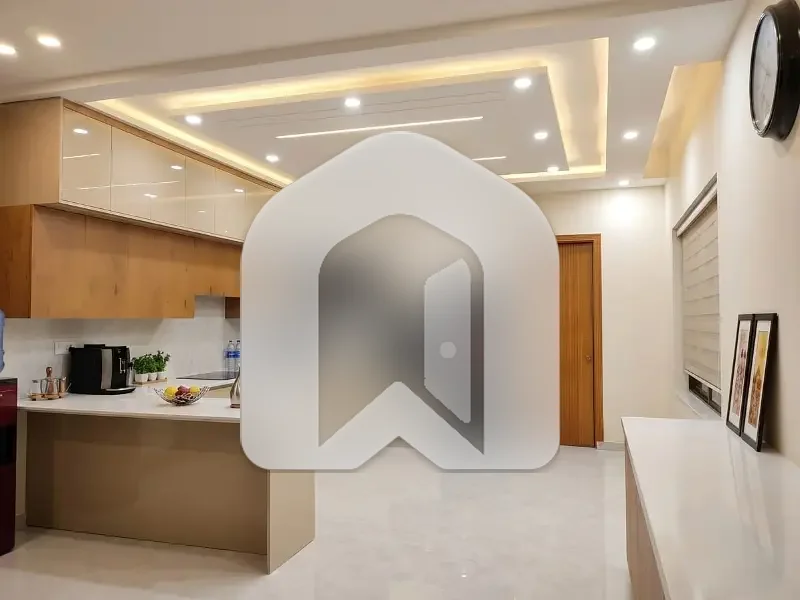 E-11 ISLAMABAD 1kanal Triple Storey Fully Furnished House For Rent 9bed With Washroom Drawing Dining Tvl Kichen Servant Room Parking Gas Electric, photo 14