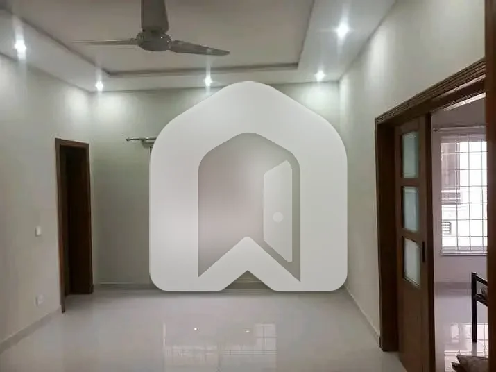 In D-12/1 4 Marla House For Rent