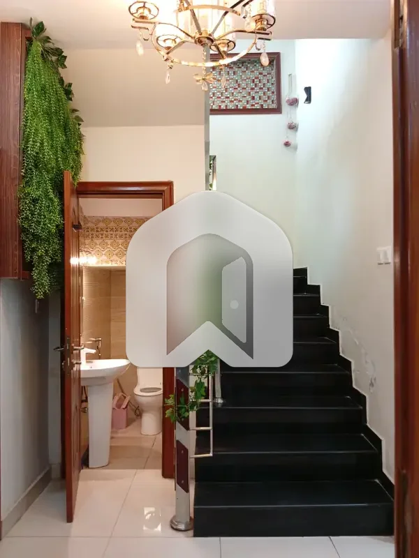 Furnished House 10 Marla I block, photo 5