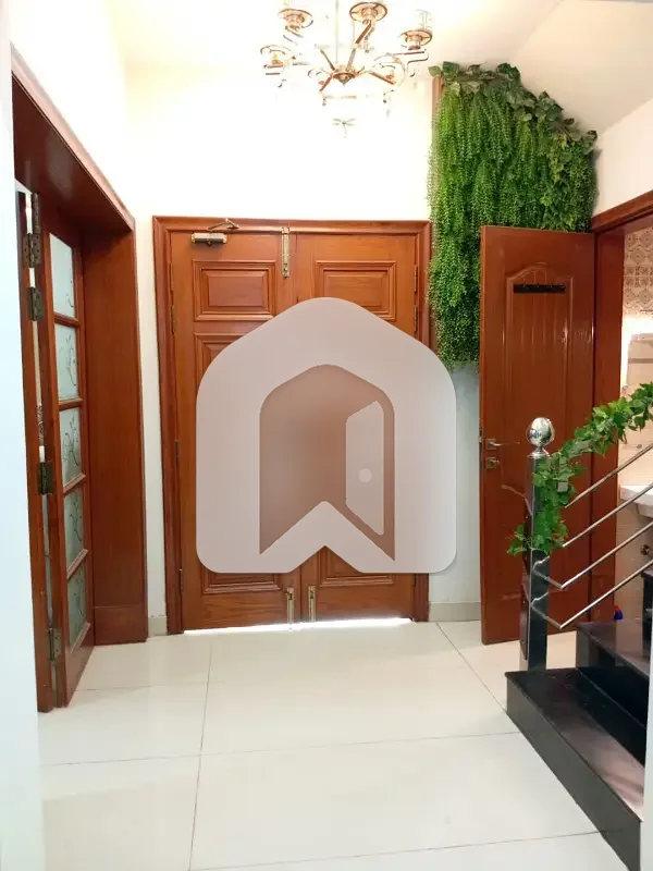 Furnished House 10 Marla I block, photo 12