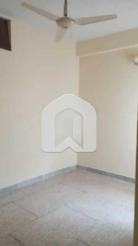 1 Kanal Duplex House For Rent In I-8/4 Islamabad, photo 18