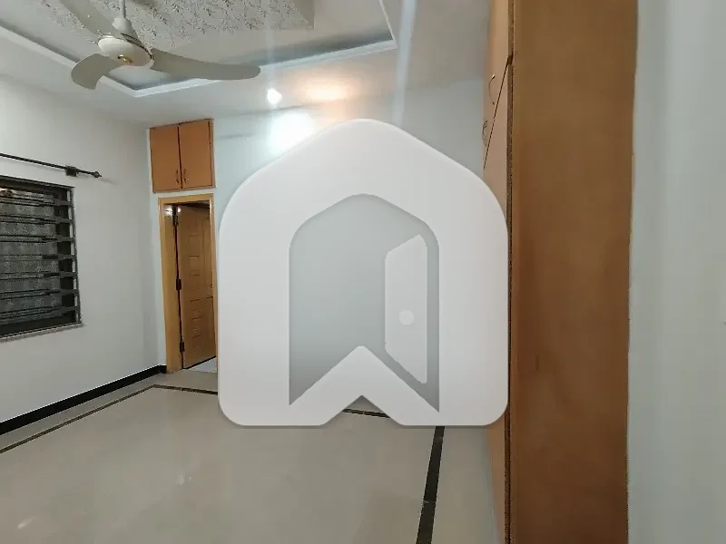 25x40 Beautiful House For Rent In G-13, photo 15