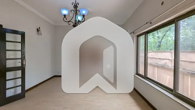 FOR RENT Renovated 7-Bedrooms Triple Storey House F_7/2